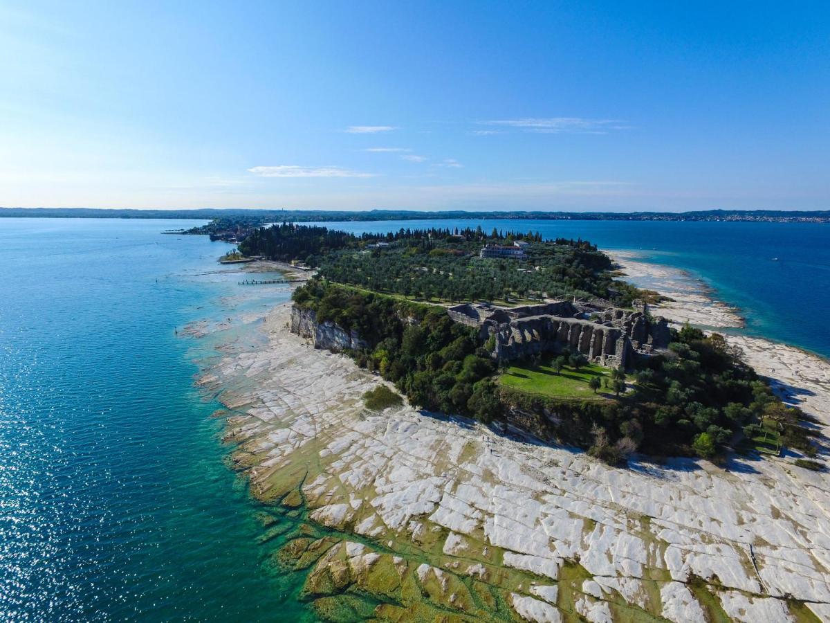 Prestige Apartment Sirmione Exterior foto